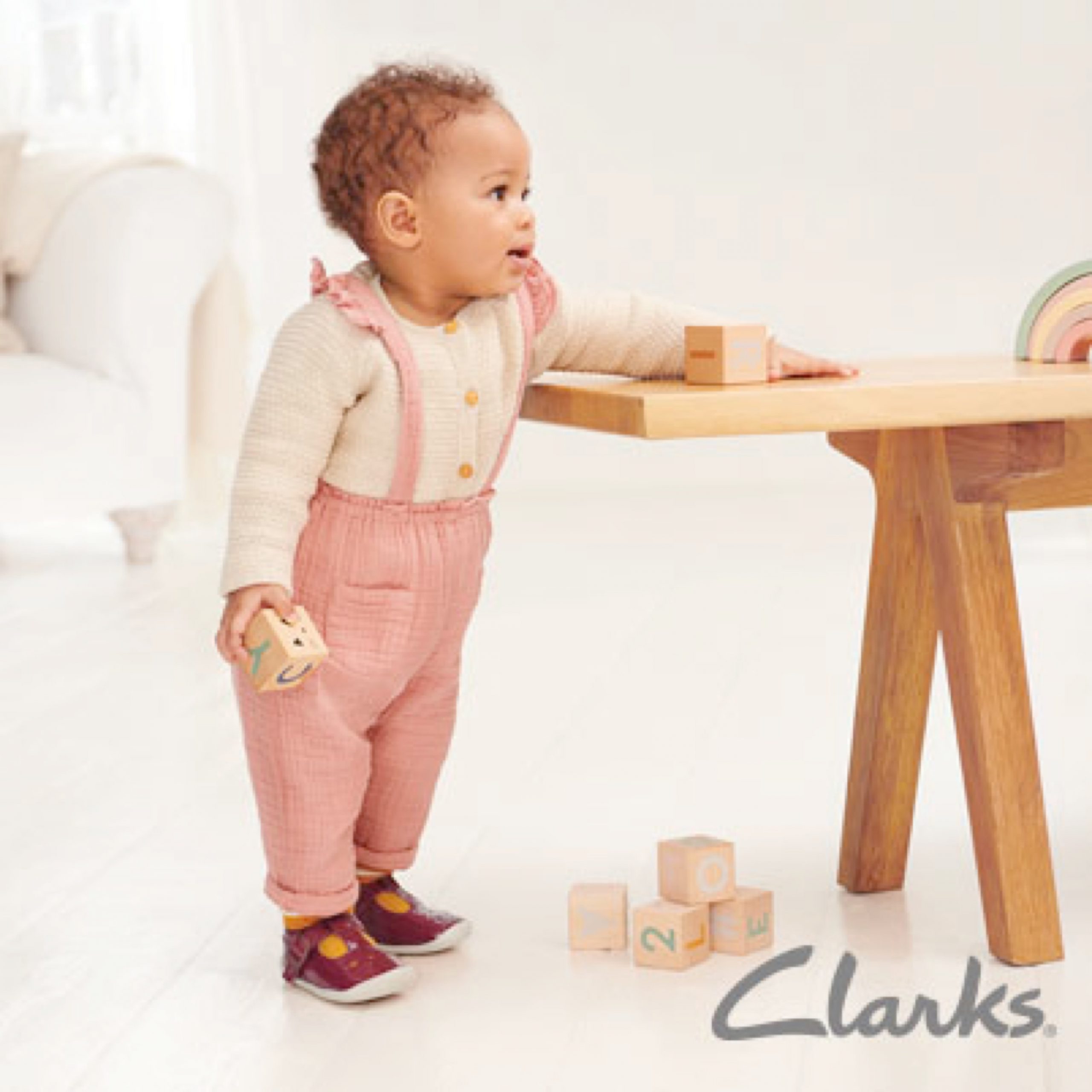 Clarks Outlet Footwear Shop | ICON 
